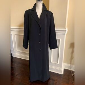 Black, Single Breasted Button Down Water Repellent Maxi Trench Fully Lined Coat.
